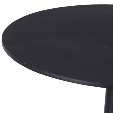 Mesa-auxiliar de aluminio color negro.