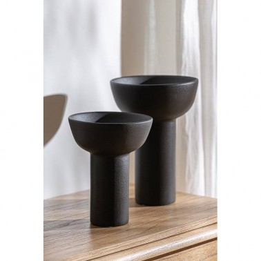 Jarrón negro moderno y atemporal diseño minimalista y elegante, fabricado en cerámica.