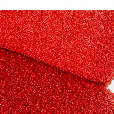 Sillón moderno, con tapizado de tela, acolchado, en radiante color rojo caldera.